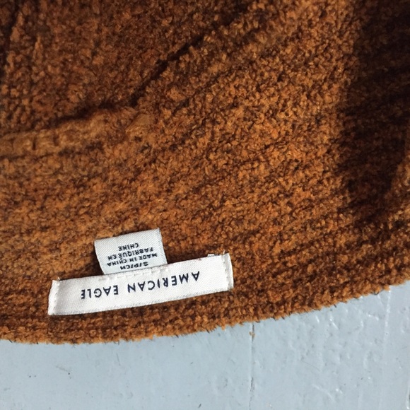 💘💘 American Eagle small cross-back sweater - Picture 3 of 3